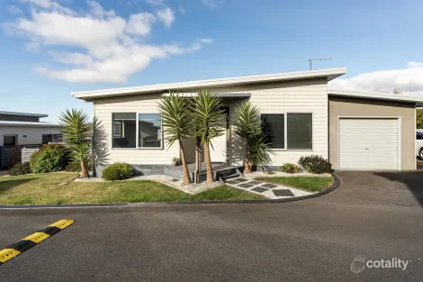 Property photo of 3/9 Gatenby Drive Miandetta TAS 7310