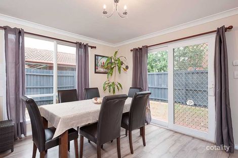 Property photo of 1/17 Pembroke Crescent Craigieburn VIC 3064