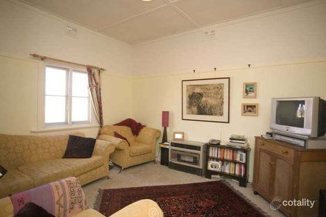 Property photo of 8 Moore Street Queanbeyan NSW 2620