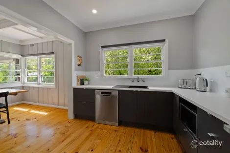 Property photo of 3-5 Sommer Avenue Bright VIC 3741