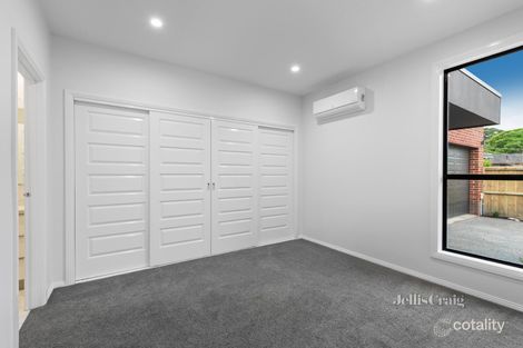 Property photo of 2/3 Karla Court Notting Hill VIC 3168