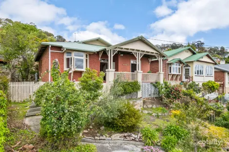 66 Knocklofty Tce, West Hobart, TAS 7000