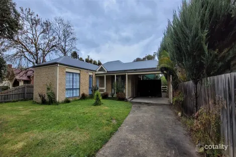 5 STATION ST, YEA, VIC 3717