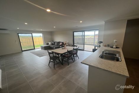 Property photo of 7 Blanck Grove Traralgon VIC 3844
