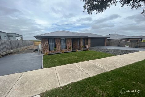 Property photo of 7 Blanck Grove Traralgon VIC 3844