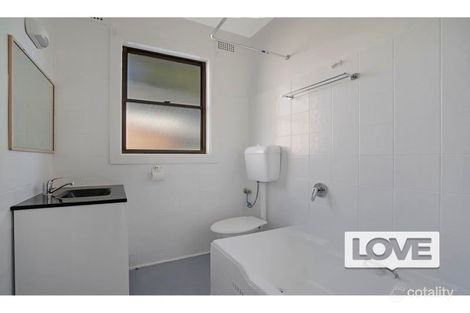 Property photo of 52 Douglas Street Wallsend NSW 2287