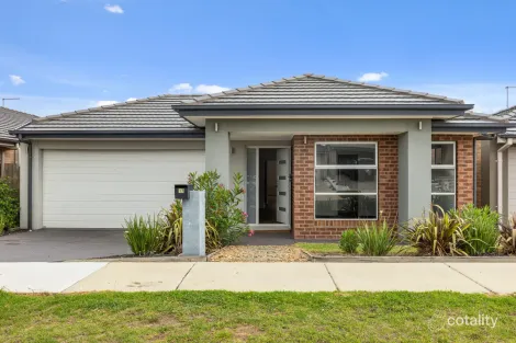 17 Dante Cres, Bonshaw, VIC 3352