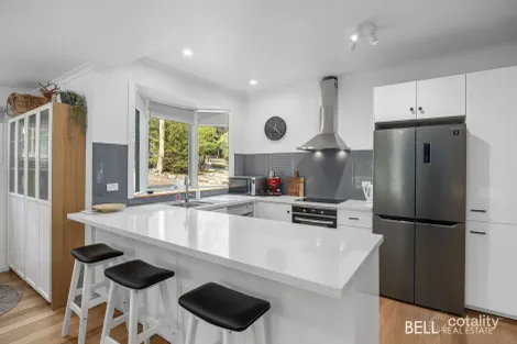 Property photo of 9 Leith Road McMahons Creek VIC 3799