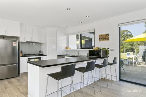 Property photo of 11 Stringybark Place Ocean Grove VIC 3226