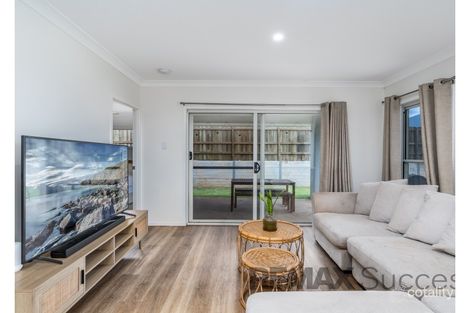 Property photo of 8 Darlobah Street Highfields QLD 4352