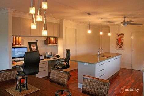 Property photo of 6 Camden Court Pottsville NSW 2489