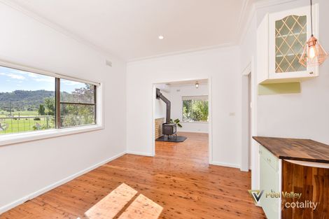 Property photo of 1 Nundle Road Woolomin NSW 2340