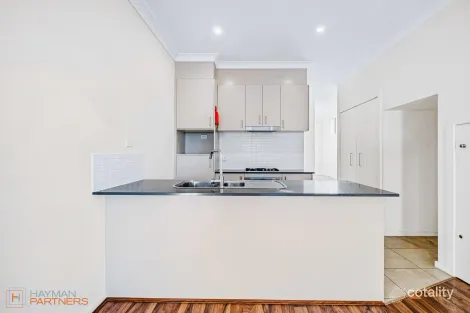 27/1 Arthur Blakeley Way, Coombs, ACT 2611