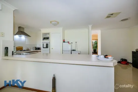 Property photo of 23 Field View Bullsbrook WA 6084