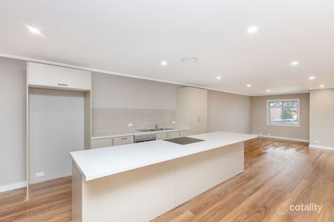 Property photo of 8 Jenner Court Wanniassa ACT 2903