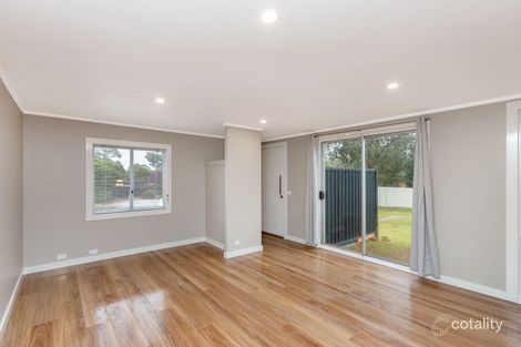 Property photo of 8 Jenner Court Wanniassa ACT 2903