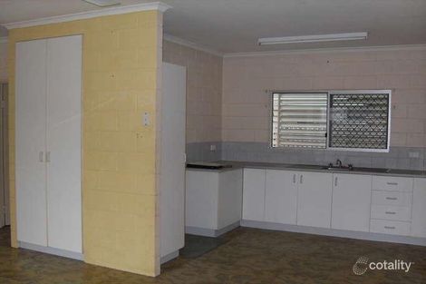 2 Zechaen Ct, Bentley Park, QLD 4869