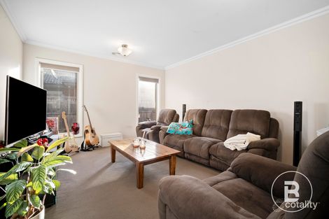 Property photo of 4 Paramount Parade Alfredton VIC 3350