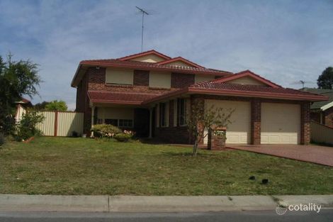 32 Martindale Ct, Wattle Grove, NSW 2173