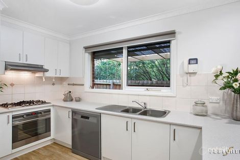 Property photo of 2/24 Grove Road Rosanna VIC 3084