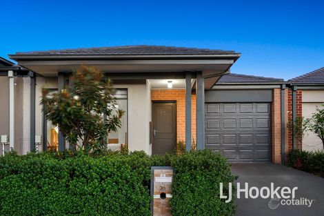 Property photo of 20 Canmore Street Cranbourne East VIC 3977