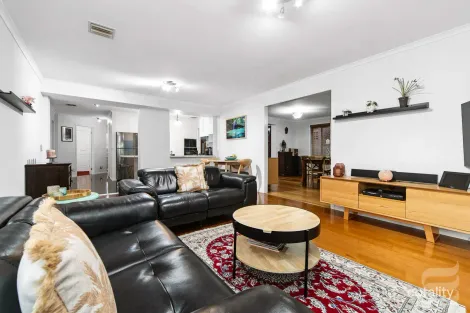Property photo of 26 St Mitchell Circuit Mornington VIC 3931