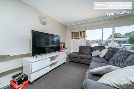 Property photo of 2/7 Manoora Avenue Mount Austin NSW 2650