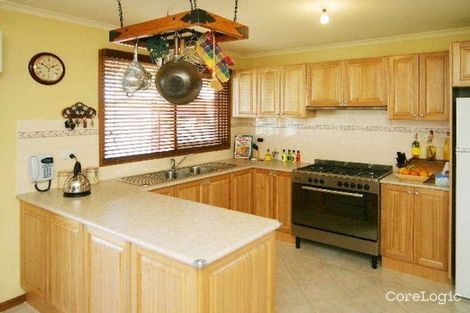 Property photo of 39 Bellevue Boulevard Hillside VIC 3037