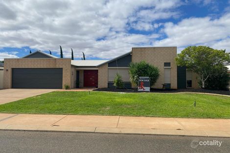 Property photo of 10 Vitali Crescent Somerville WA 6430