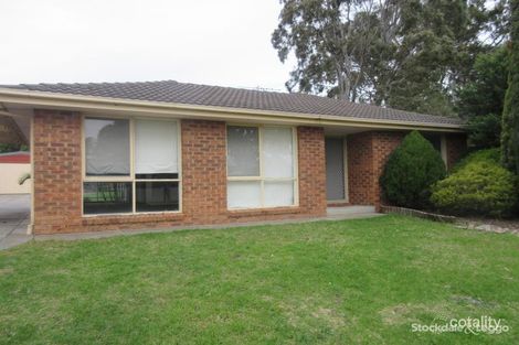 Property photo of 5 Ashlene Grove Carrum Downs VIC 3201