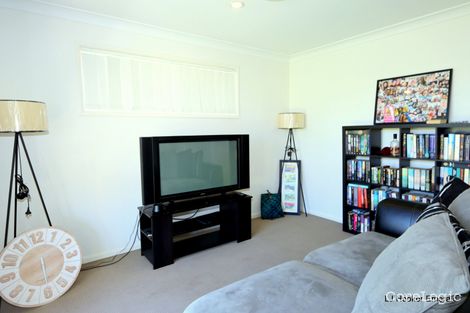 Property photo of 75 Mayfair Drive Emerald QLD 4720