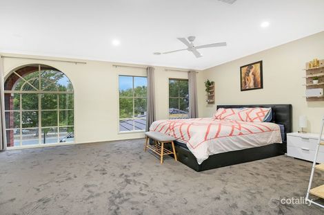 Property photo of 33 Galloway Drive Narre Warren South VIC 3805