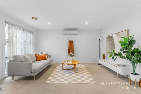 Property photo of 23 Sing Crescent Berwick VIC 3806