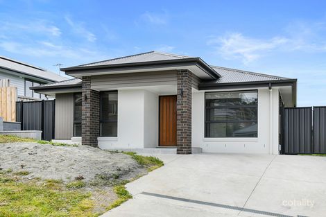 13 Burgundy Rd, Howrah, TAS 7018