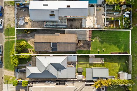 Property photo of 14 Stewart Avenue Curl Curl NSW 2096