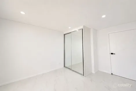 Property photo of 22 Kenyon Street Fairfield NSW 2165