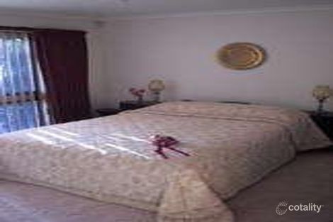 Property photo of 10 William Hunter Court Rosebud VIC 3939