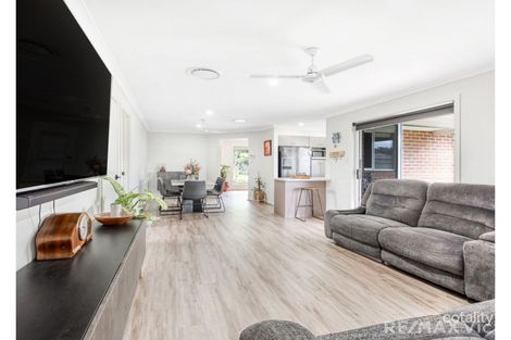 Property photo of 53 Sandstone Boulevard Ningi QLD 4511