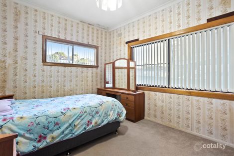 Property photo of 14 Stewart Avenue Curl Curl NSW 2096