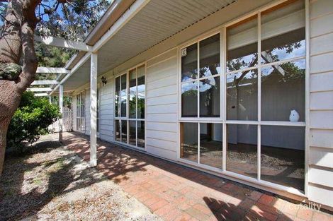 9 Seventh Ave, Rosebud, VIC 3939