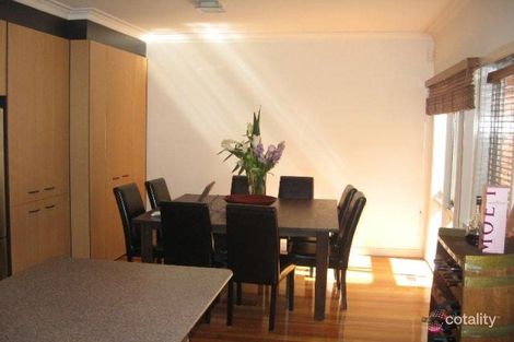 Property photo of 2/232 Cotham Road Kew VIC 3101