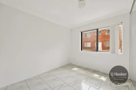 Property photo of 21/10-14 Calliope Street Guildford NSW 2161