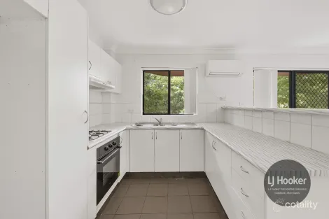 Property photo of 21/10-14 Calliope Street Guildford NSW 2161
