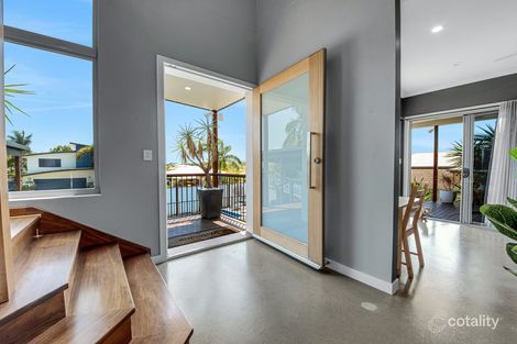 Property photo of 8 Darragh Street Tannum Sands QLD 4680