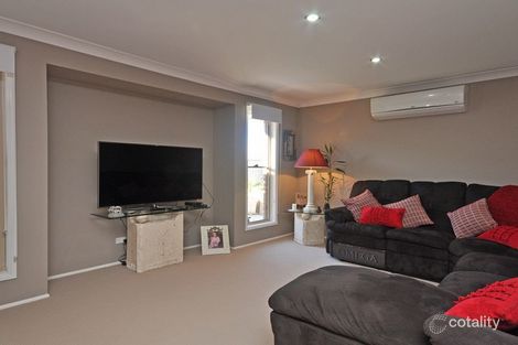 Property photo of 33 Saddlers Drive Gillieston Heights NSW 2321