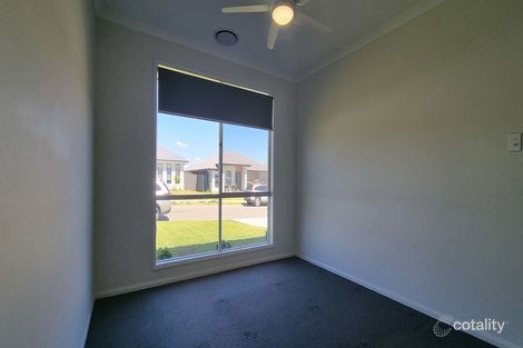 Property photo of 56 Ridgeview Drive Cliftleigh NSW 2321