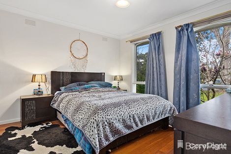 Property photo of 37 Scanlan Street Berwick VIC 3806