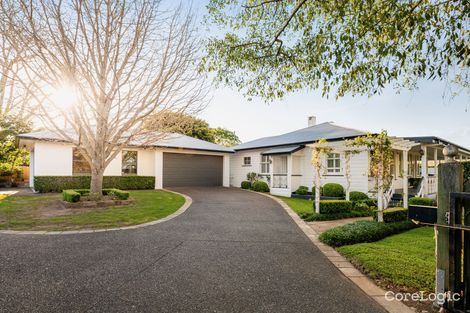 Property photo of 11 Curzon Street Mount Lofty QLD 4350