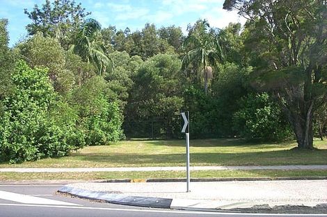 18 Hansford Rd, Coombabah, QLD 4216