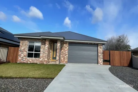 Property photo of 20A Britton Court Jindera NSW 2642